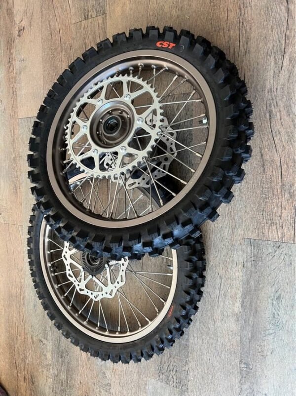 Storm Bee 21/18" Off-Road Wheel Kit